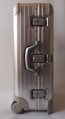 63L RIMOWAリモワ TOPAS トパーズ 2輪 キャリーケース Amazon | RIMOWA リモワ Topas トパーズ 34L Cabin MultiWheel